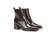  D9822.SR<br>Cuir Café 