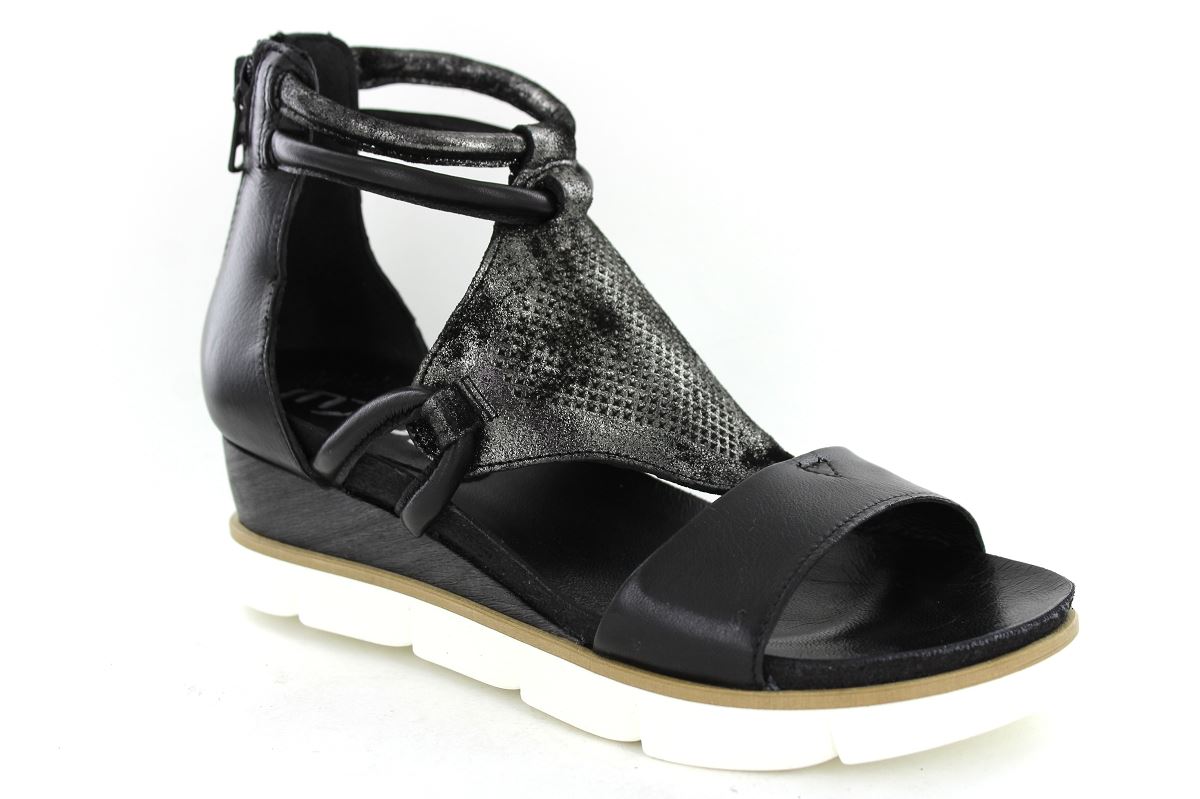 nu pied mjus